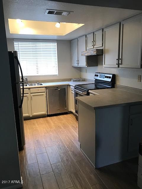 1st image of 925 N College Ave