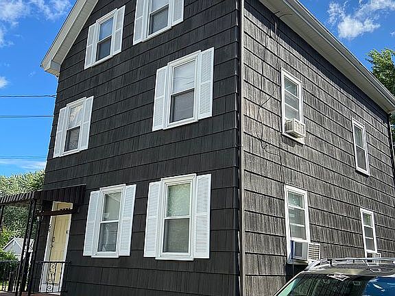 3rd image of 59 Aubin St