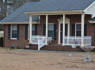 892 Chair Rd, New Bern, NC 28560