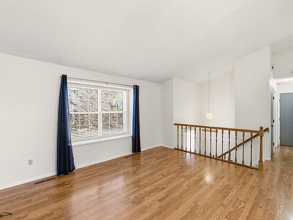 3rd image of 3652 S Biscay Ct