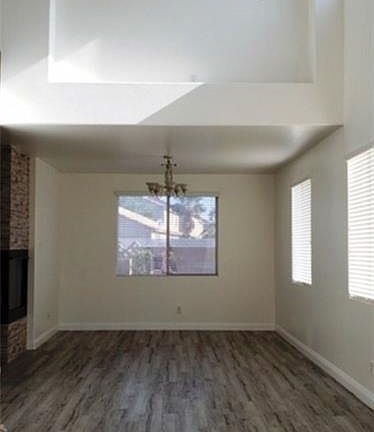 3rd image of 268 Golden Shore Dr