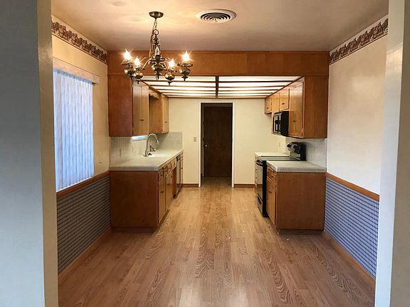 Kitchen and Dining room -  oak cabinets