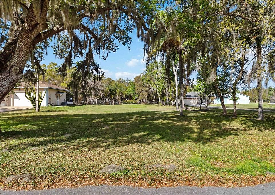 1st image of 0 Grape Ave Lot 199