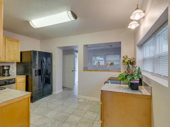 805 Oliver Rd #C, Knoxville, TN 37920