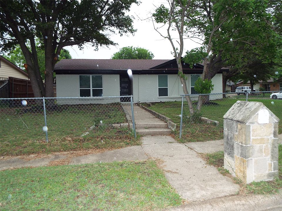 1st image of 8949 Shorelark Dr