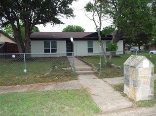 8949 Shorelark Dr, Dallas, TX 75217