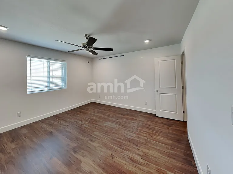 8943 Carmine Cob Ave — Photo 10