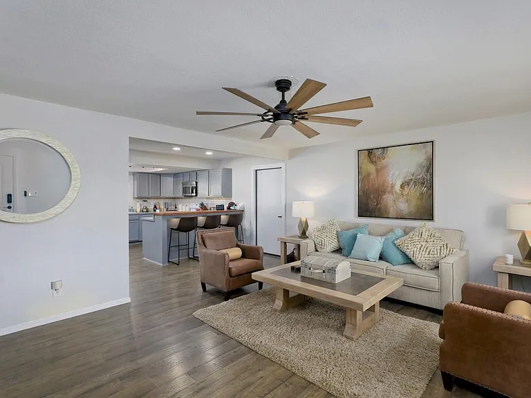2265 Malahini Dr — Photo 1
