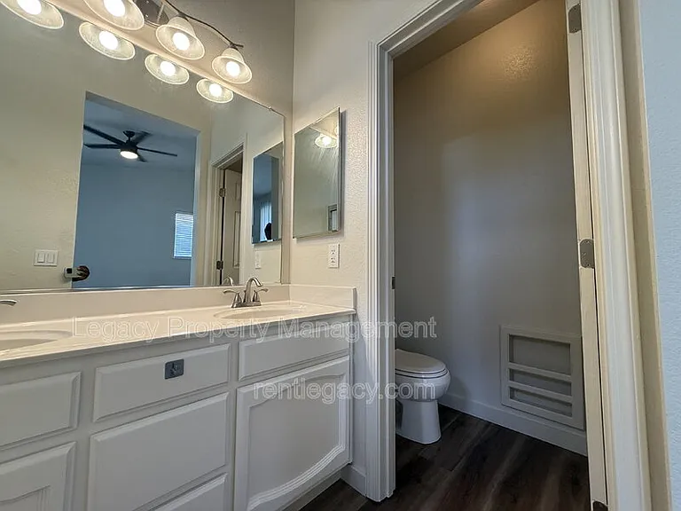403 Munden Ct — Photo 13