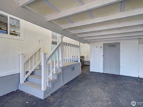 4th image of 1709 NE 78th St #132