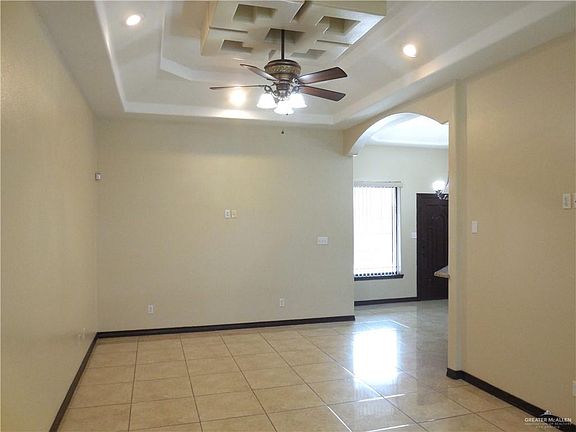 4th image of 6225 N 45th St