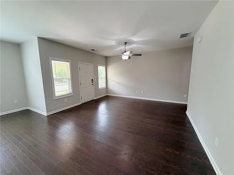 1769 Sanford Dr NW — Photo 3