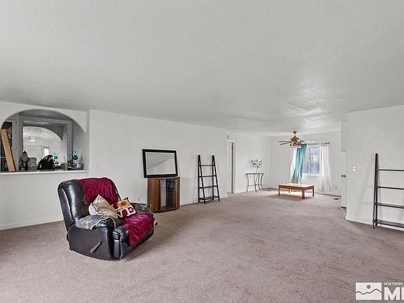 5th image of 2760 Winnemucca St
