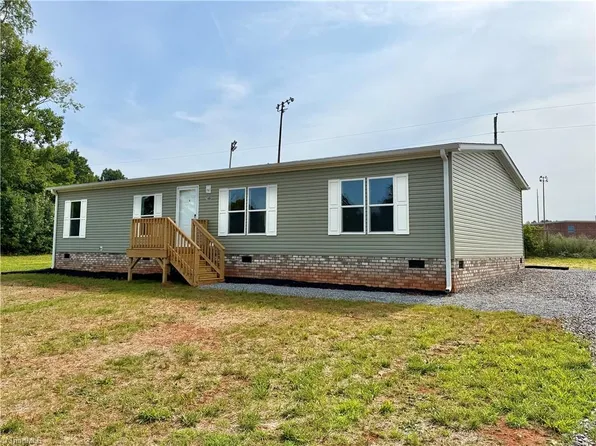 146 Con Lee Dr, Olin, NC 28660