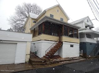 12 Lynch Ln, Wilkes Barre, PA 18702