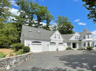 76 Deep Cove Rd, Raymond, ME 04071