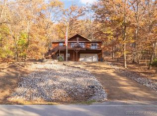 290 Comanche Rd, Lake Ozark, MO 65049
