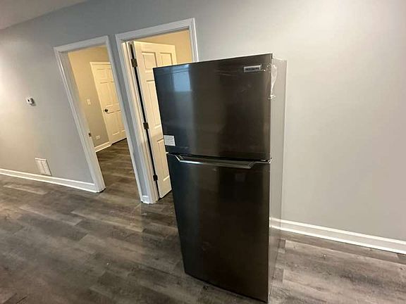 4th image of 7137 W 109th Pl