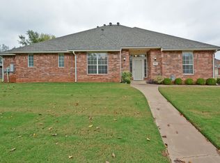 13814 Jills Garden Dr, Edmond, OK 73013