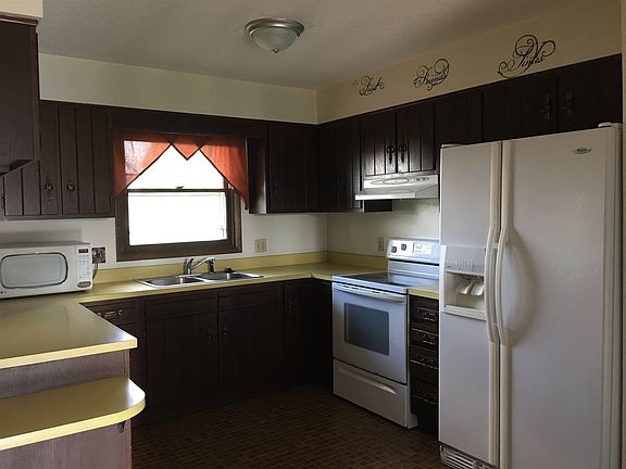 5th image of 816 W Washington St