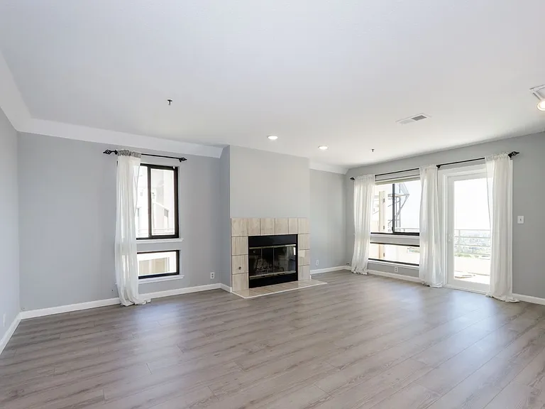 432 Portofino Dr #403 — Photo 7