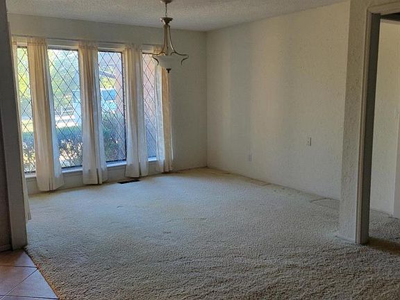2nd image of 13727 Hummingbird Dr