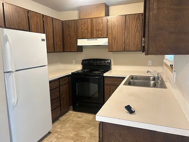 2392 W Fairway Dr — Photo 14