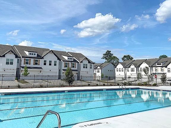 4th image of 247 Auburn Valley Way #239