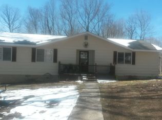 955 Quinwood Nutterville Rd, Russelville, WV 26680