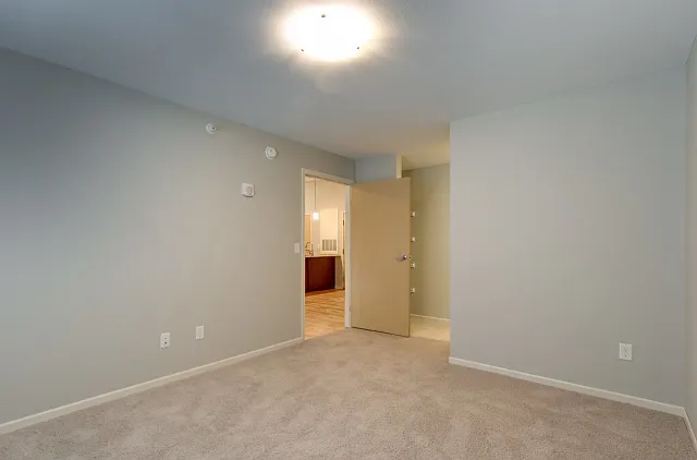 2nd Bedroom 2nd Bedroom