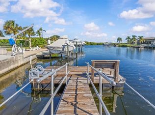 5524 Leeward Ln, New Port Richey, FL 34652