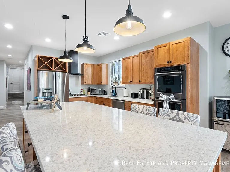 3112 N Valencia Ln — Photo 9