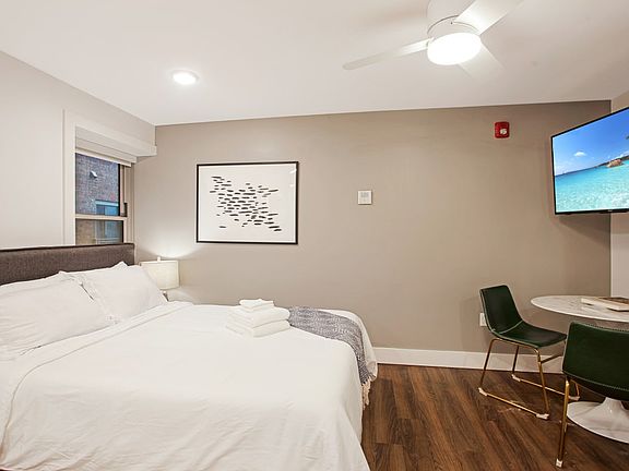 5th image of 3835 Main St Unit 403