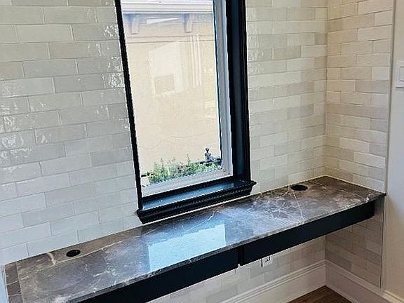 5th image of 4320 Saint Andrews Blvd