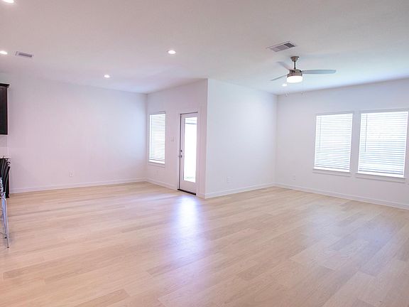 5th image of 30227 Gallatin River Ln