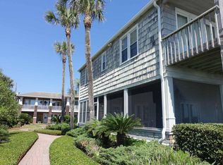 1249 Beach Ave, Atlantic Beach, FL 32233