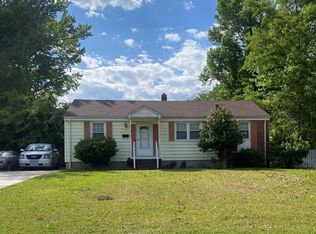 719 Barn St, Jacksonville, NC 28540