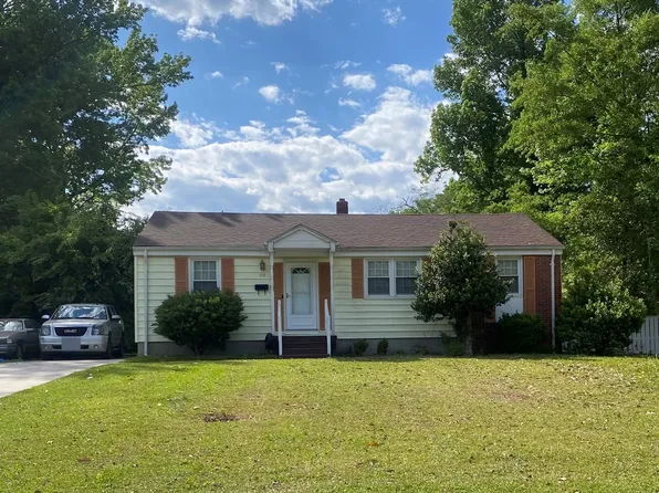 719 Barn St, Jacksonville, NC 28540
