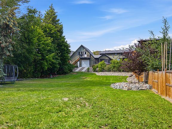 2nd image of 2135 Tranquille Rd