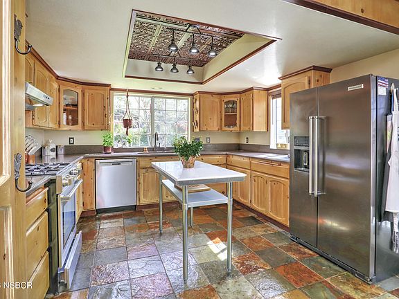 5th image of 1172 Cuesta St