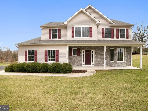 1 Winslow Dr, Phoenixville, PA 19460