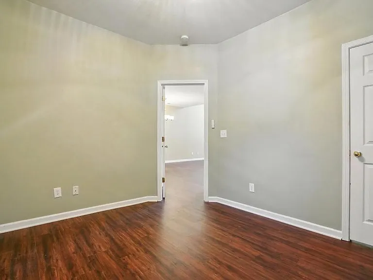 7420 Abigail Glen Dr — Photo 4