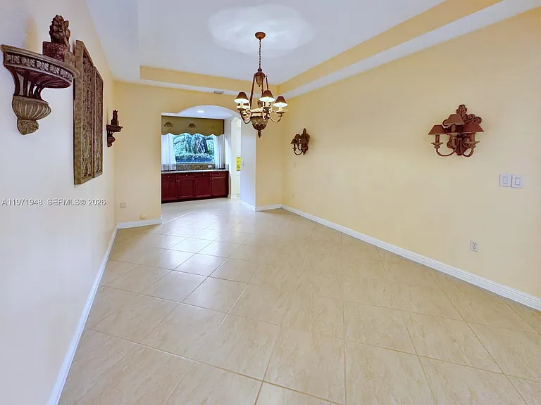5028 SW 170th Ave — Photo 11