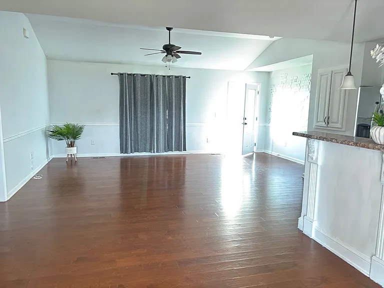 155 Raspberry Dr — Photo 9