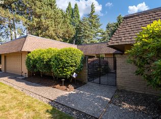 9960 SW Melnore St, Portland, OR 97225