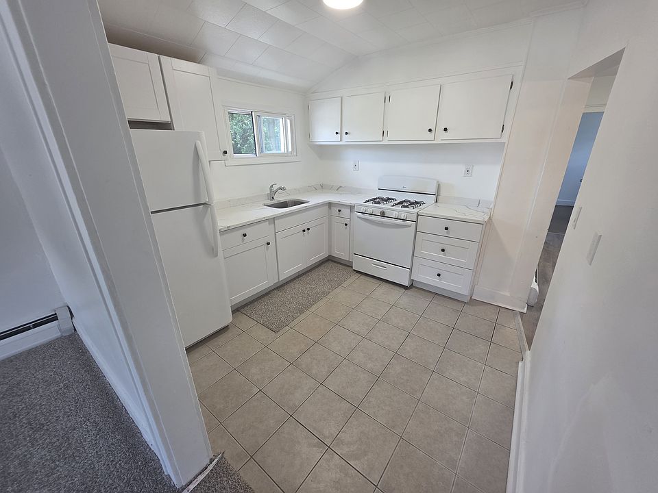 1st image of 240 Prospect Ave #2R