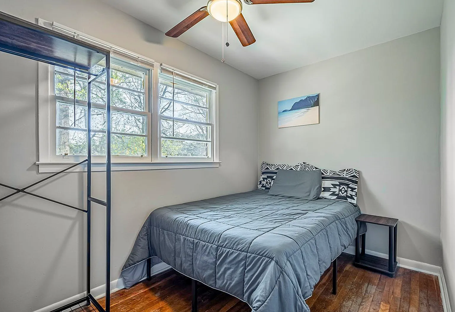 4 bed, 4.0 bath, 2000 sqft, $693 — Photo 1