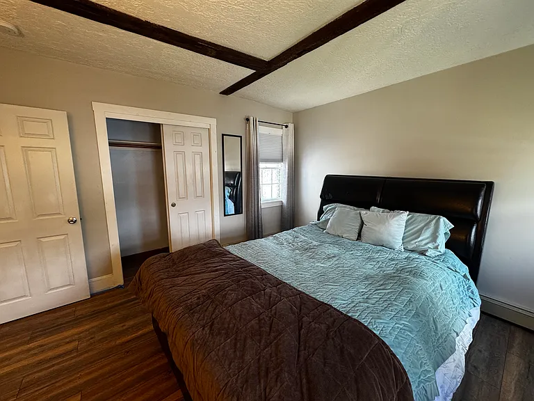 42 Essex St #1 — Photo 8