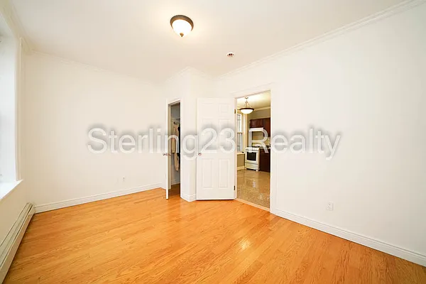 Rented by Sterling Realty Solution Inc | media 17