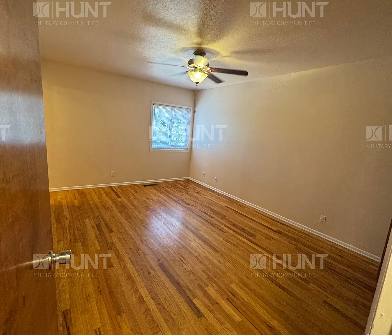 3 bed, 1385 sqft, $2,225 — Photo 3